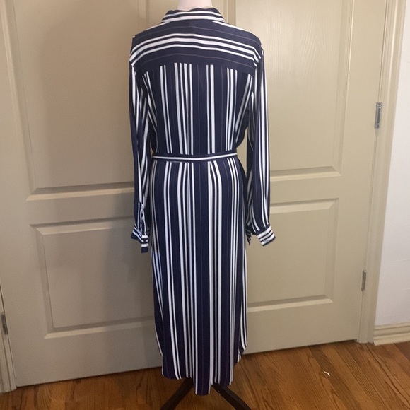 Treasure & Bond Women's Long Shirt Dress, Medium - Picture 7 of 8